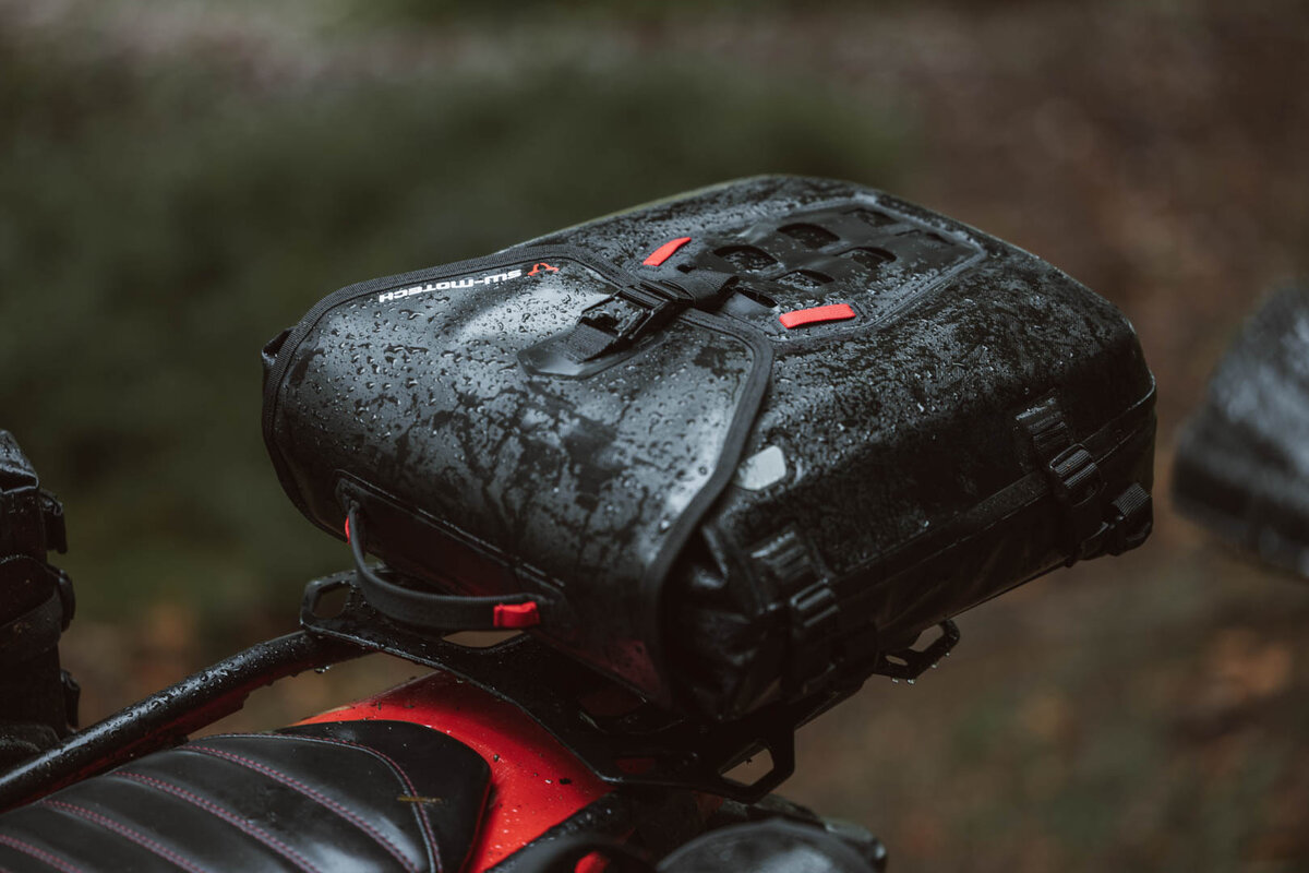 SW-Motech SysBag WP M met adapterplaat links voor Honda XL 750 Transalp (23-) SW-Motech