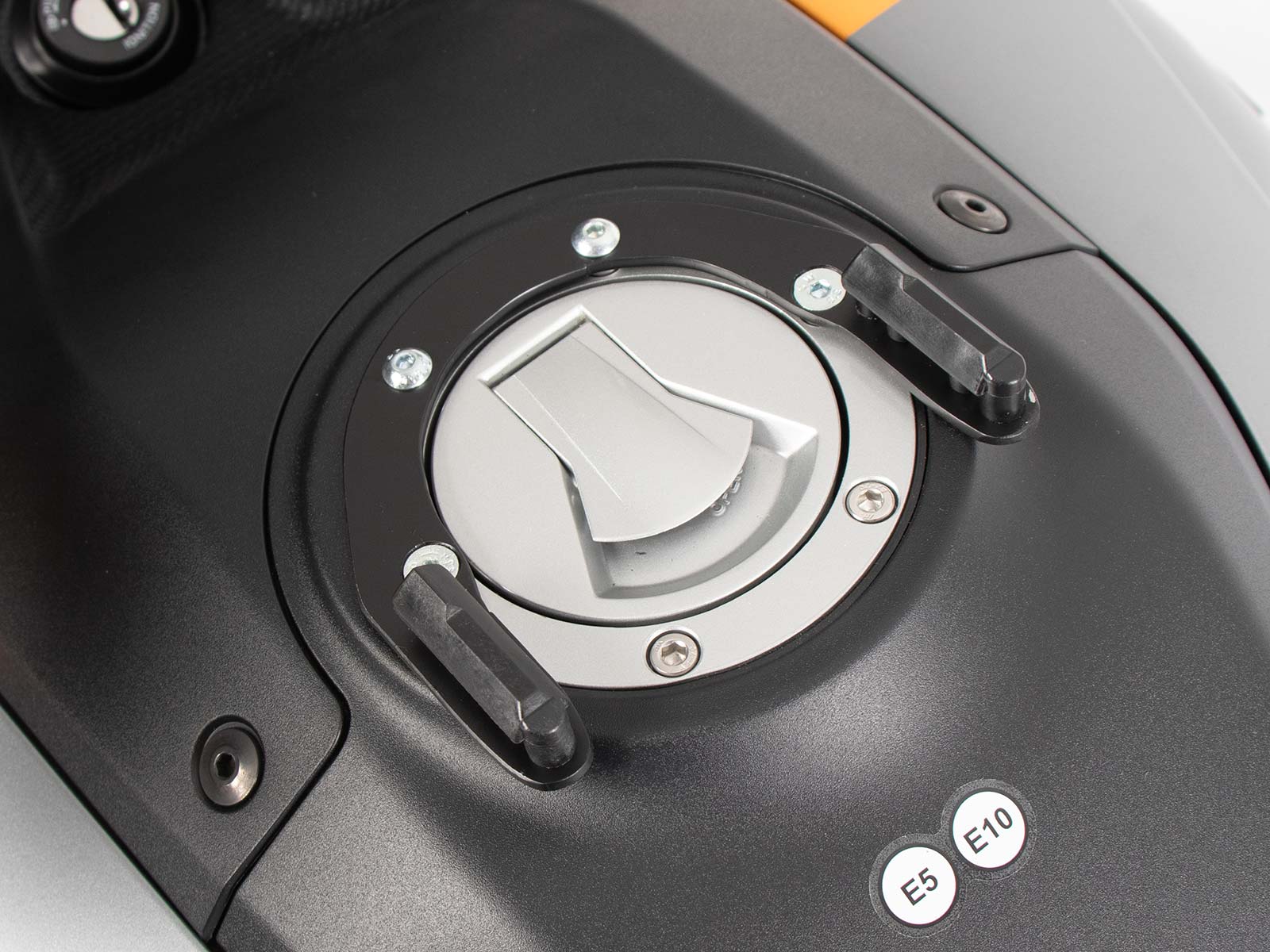 Basis tankring voor Moto Guzzi Stelvio (24-) Hepco & Becker