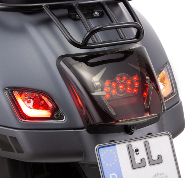 Richtingaanwijzerset voor & achter voor Vespa GTS/GTS Super/GTV 125-300cc ('14-), duidelijk