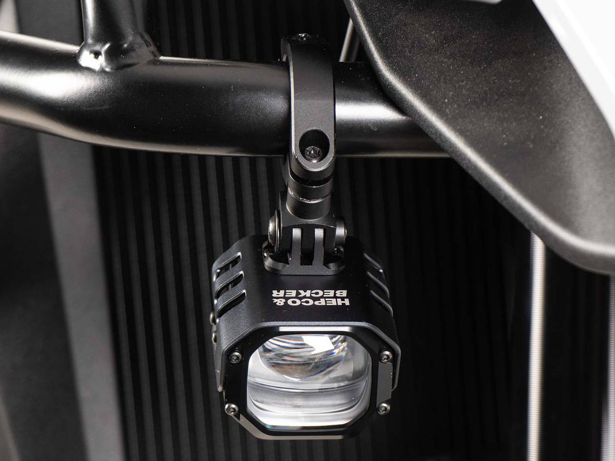 LED-hulpkoplamp Nova incl. universele bevestiging voor buis Ø25-32mm Hepco & Becker
