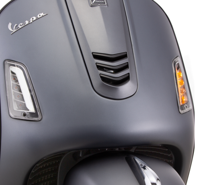 Richtingaanwijzerset voor & achter voor Vespa GTS/GTS Super/GTV/GT 60/GT/GT L ('03-'13), duidelijk