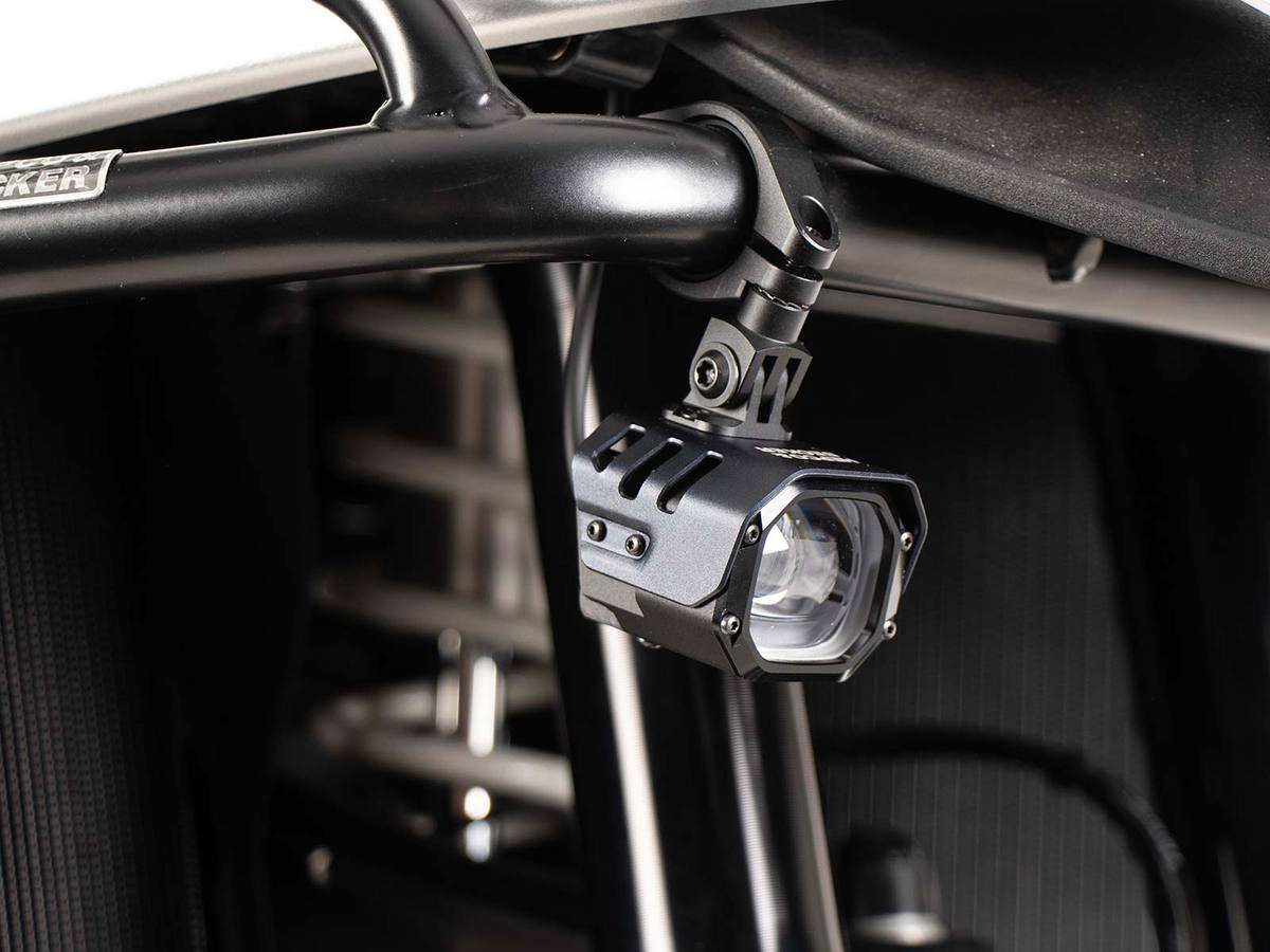 LED-hulpkoplamp Nova incl. universele bevestiging voor buis Ø25-32mm Hepco & Becker
