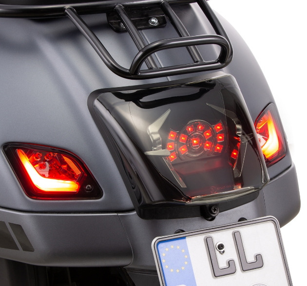 Richtingaanwijzerset voor & achter voor Vespa GTS/GTS Super/GTV 125-300cc ('14-), getint