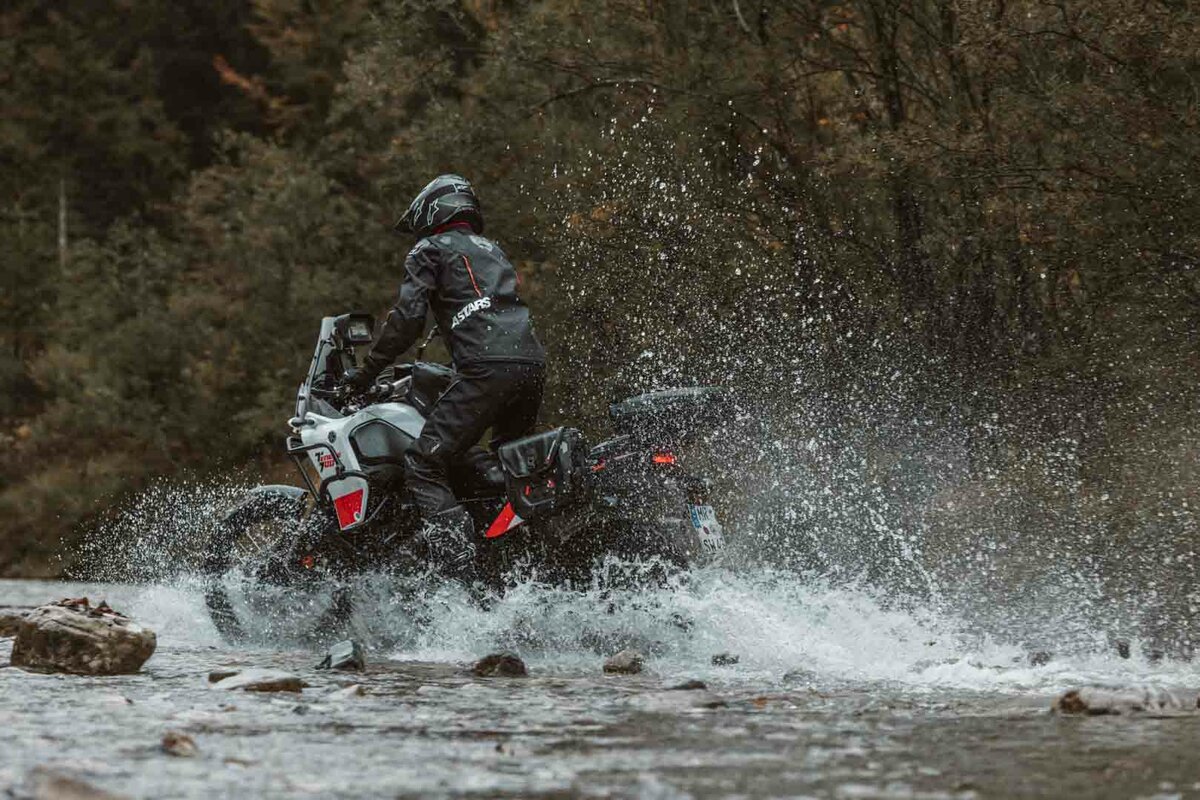 SW-Motech SysBag WP M met adapterplaat links voor Honda XL 750 Transalp (23-) SW-Motech