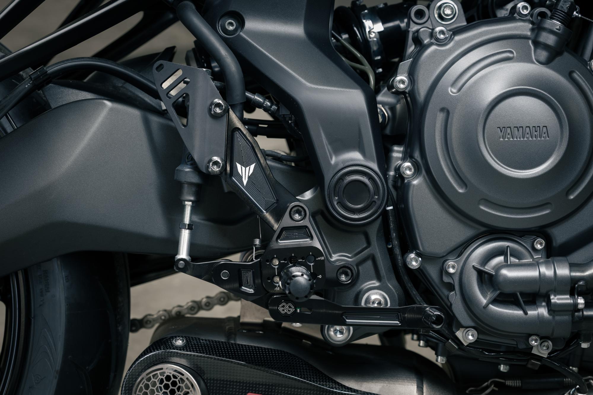 Achterwaarts geplaatste voetsteunen voor de MT-07 (18-) Origineel Yamaha