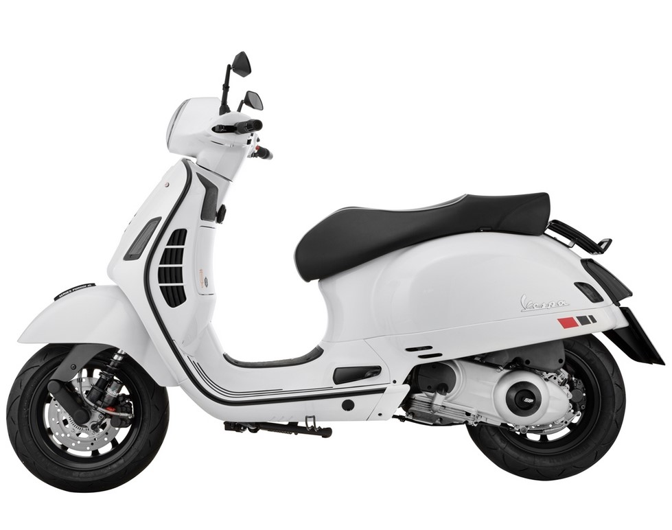 Frame achterlicht voor Vespa GTS/GTS Super HPE 125/300 ('19-), glanzend zwart