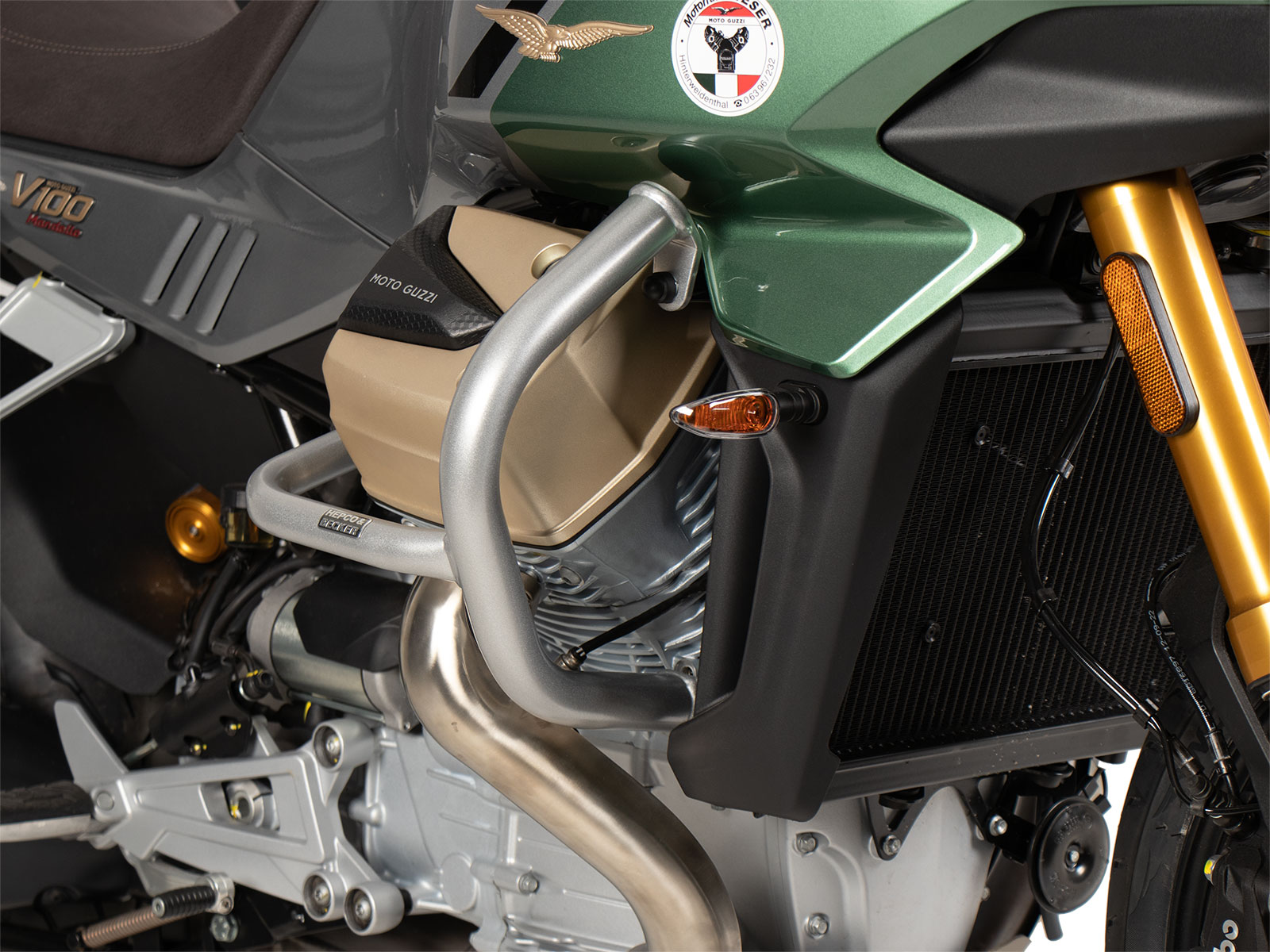 Motorbeschermer zilver voor Moto Guzzi V100 Mandello Hepco & Becker