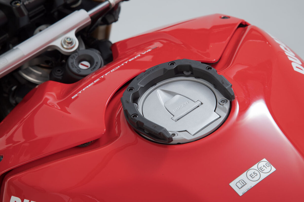 SW-Motech PRO-tankring voor Ducati Diavel V4