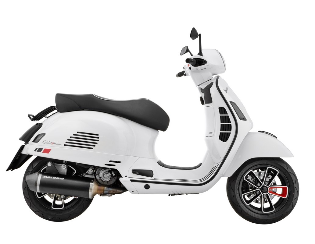 Frame achterlicht voor Vespa GTS/GTS Super HPE 125/300 ('19-22), mat zwart