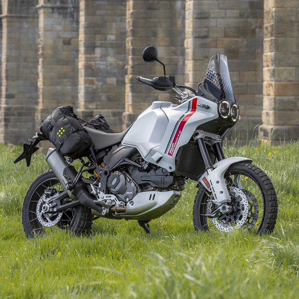 Kriega OS-Base voor Ducati Desert X