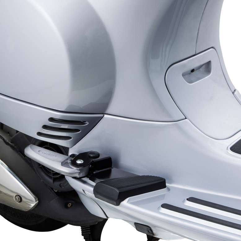 Voetsteunen rechts en links voor Vespa LX /LXV /S 50-150cc, zwart/zilver