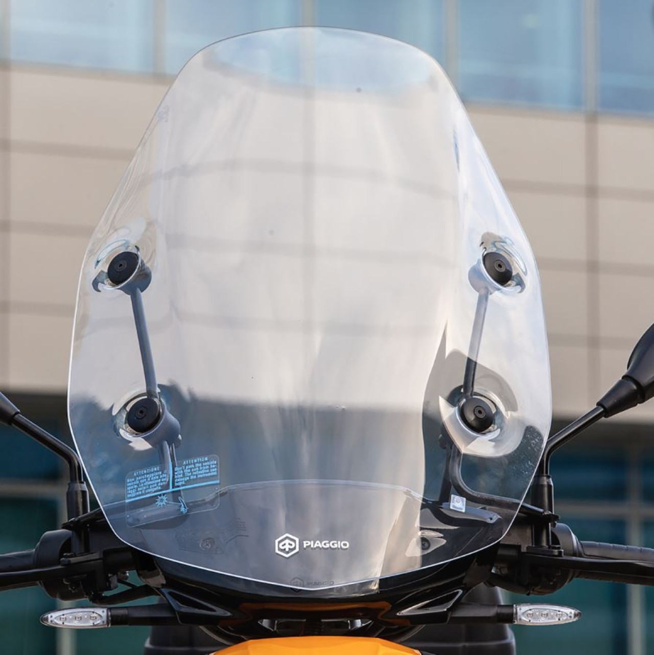 Voorruit groot met beugel voor Piaggio 1 (One) Origineel