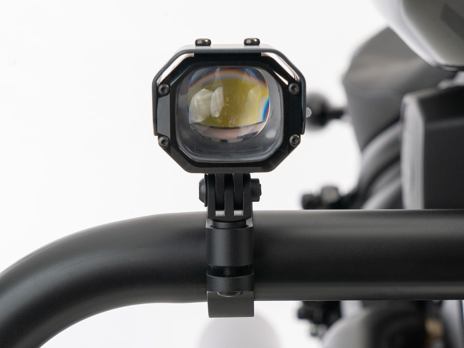 LED-hulpkoplamp Nova incl. universele bevestiging voor buis Ø25-32mm Hepco & Becker
