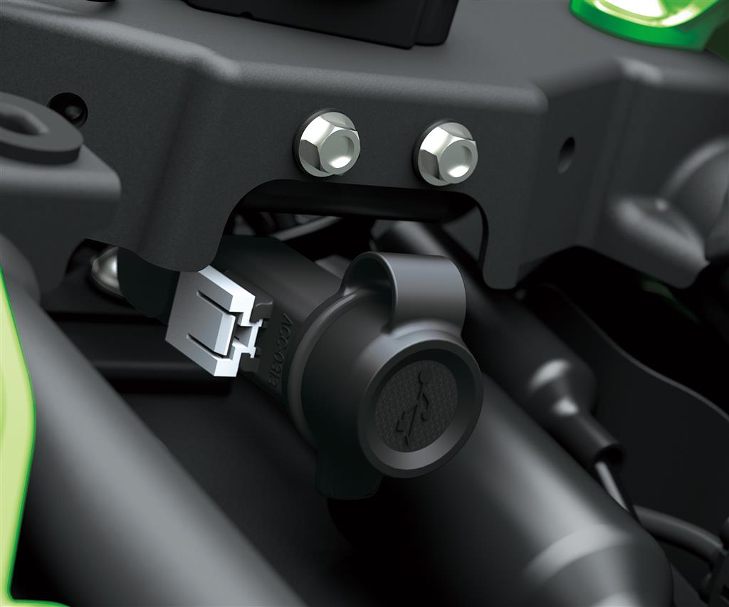 USB-aansluiting voor Kawasaki Ninja ZX-4RR (24-) Origineel