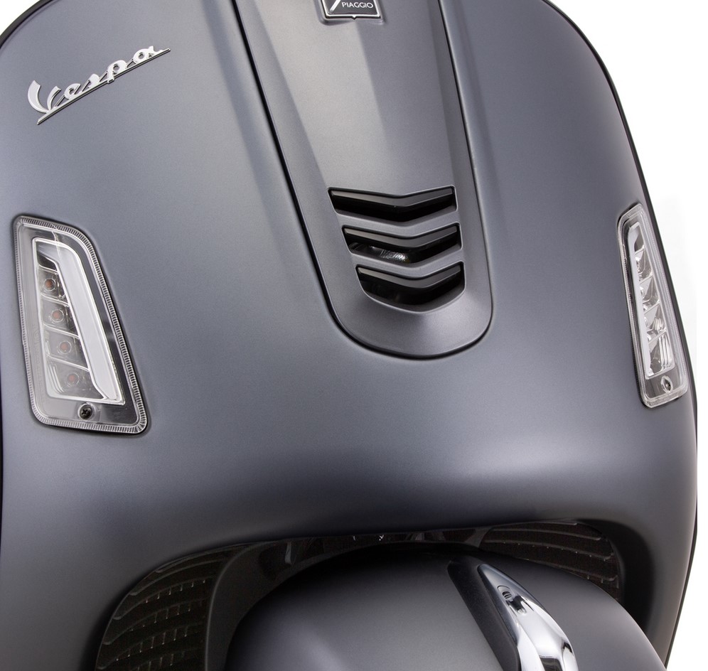 Richtingaanwijzerset links/rechts voor Vespa GTS/GTS Super/GTV 125-300cc ('14-), duidelijk
