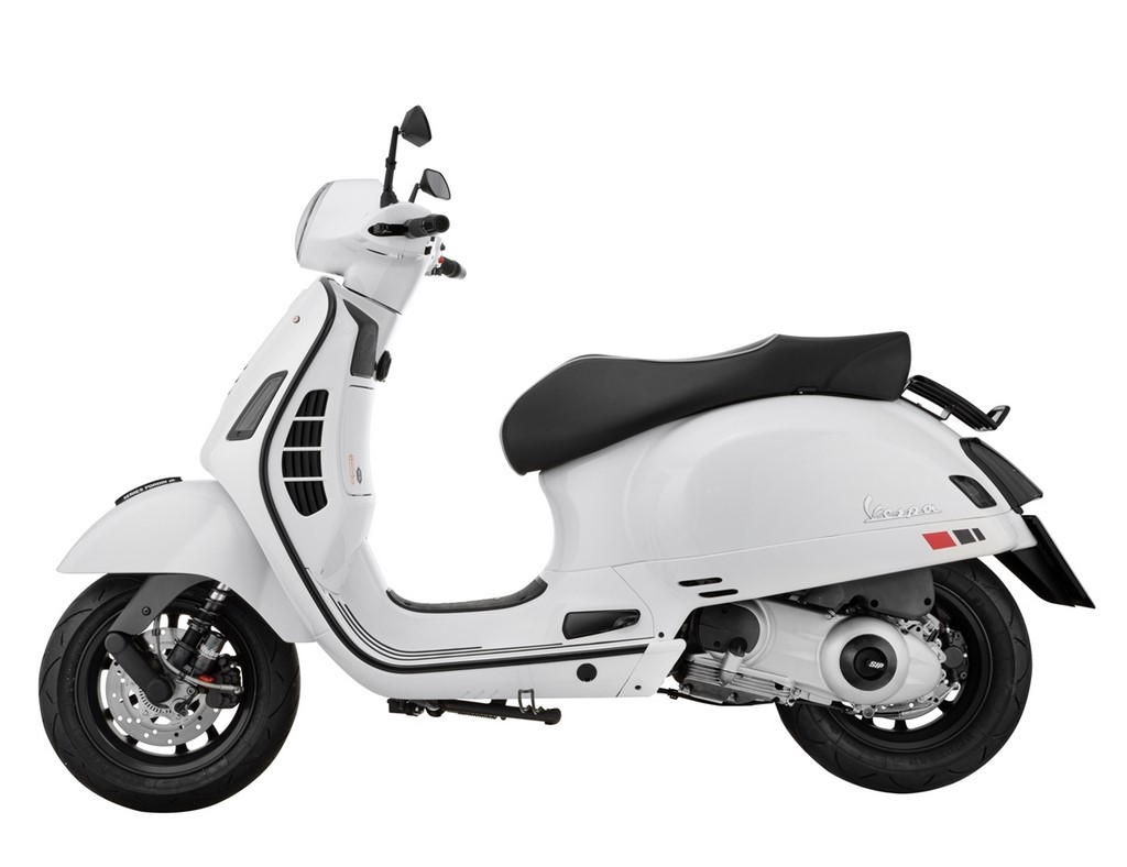 Richtingaanwijzerset achter links/rechts voor Vespa GTS/GTS Super/GTV 125-300cc ('14-), duidelijk