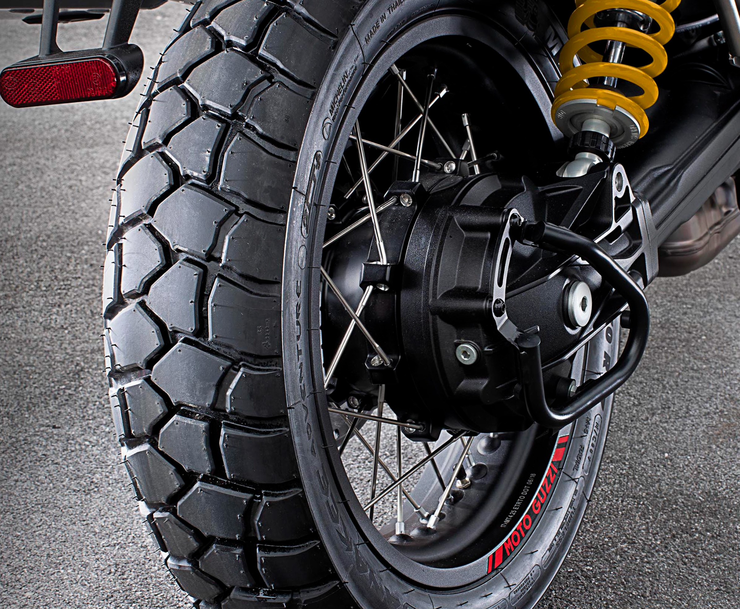 Cardan bescherming, zwart V85 TT originele Moto Guzzi