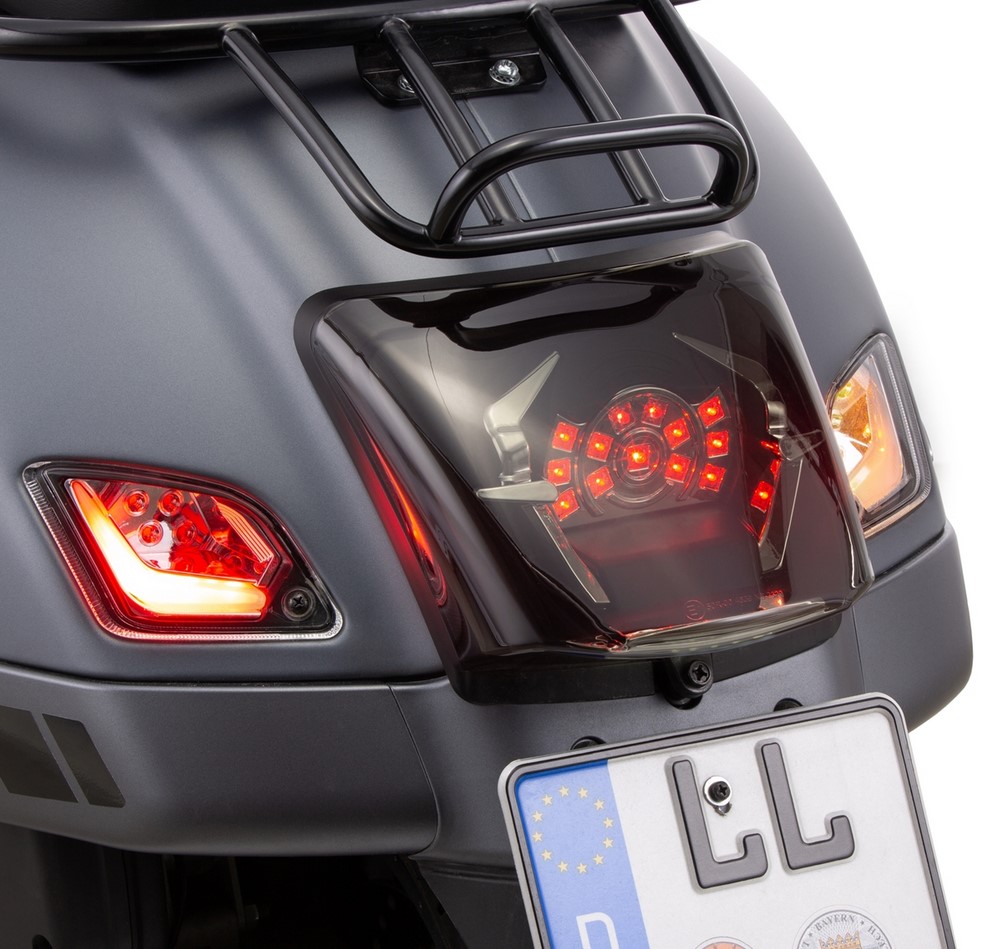Richtingaanwijzerset achter links/rechts voor Vespa GTS/GTS Super/GTV/GT 60/GT/GT L ('03-'13), helder