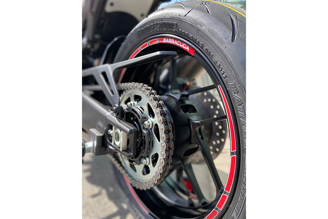 Barracuda velgsticker rood 17-19 inch