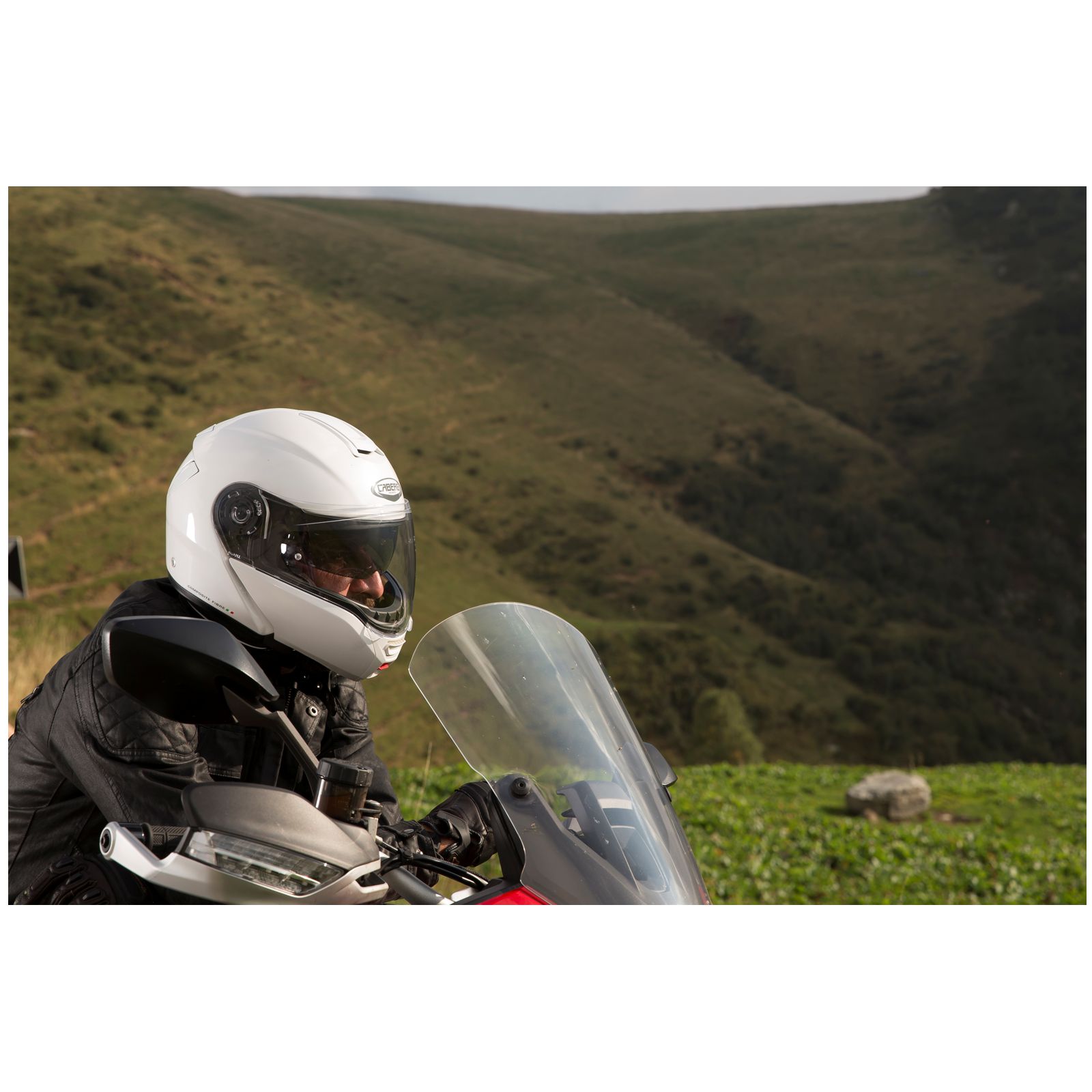 Caberg Helm Levo, wit metallic