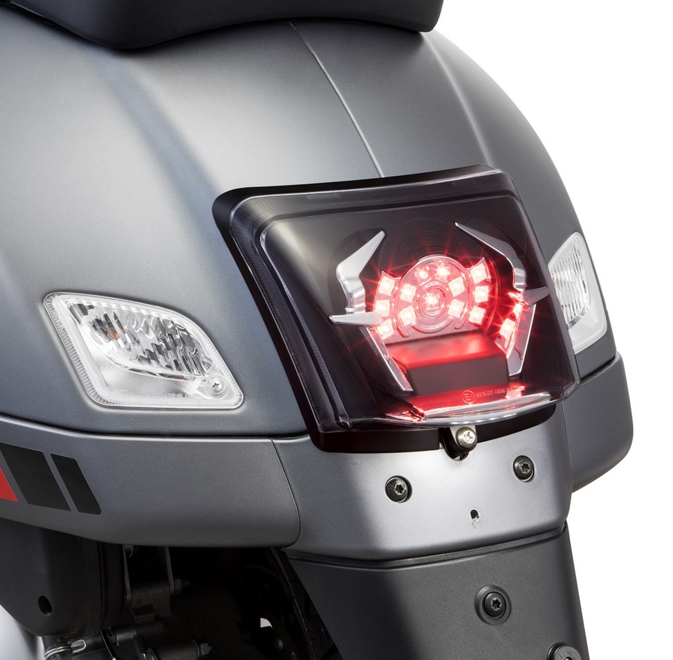 Achterlicht MK II LED voor Vespa GTS/GTS Super/GTV/GT 60 125-300cc (-'13), helder