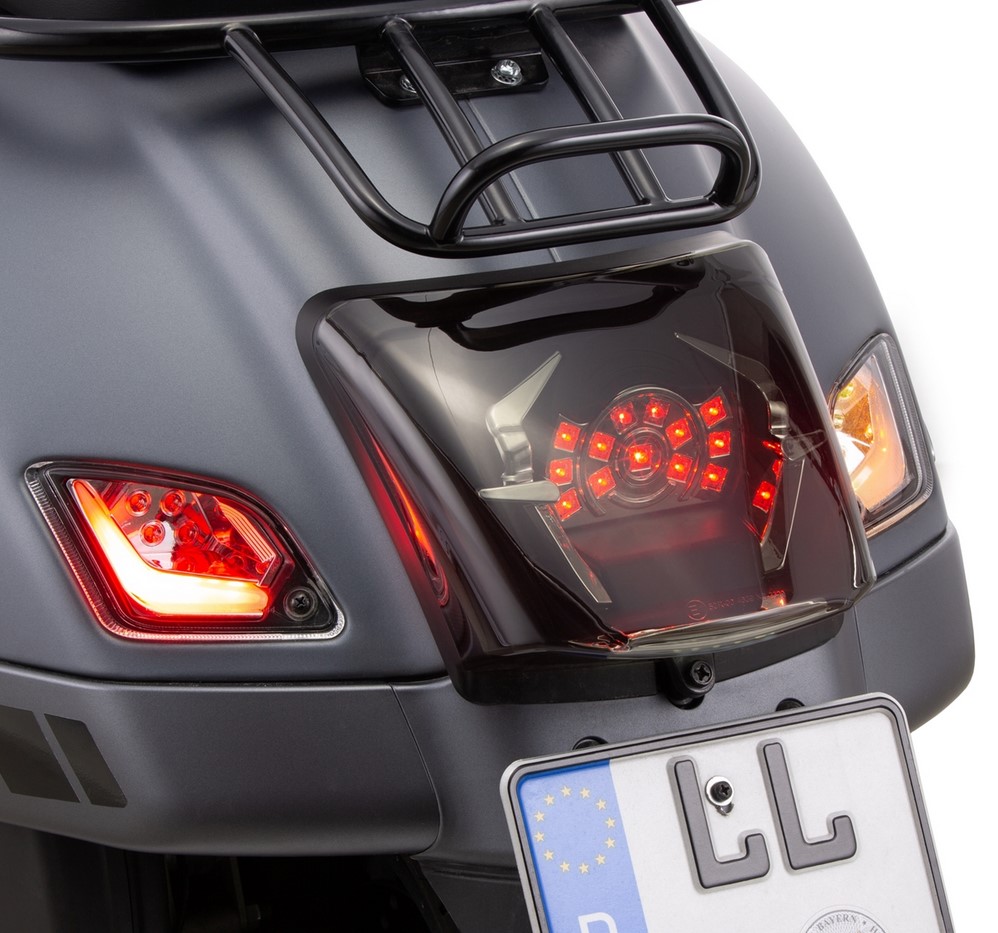 Richtingaanwijzerset achter links/rechts voor Vespa GTS/GTS Super/GTV 125-300cc ('14-), duidelijk