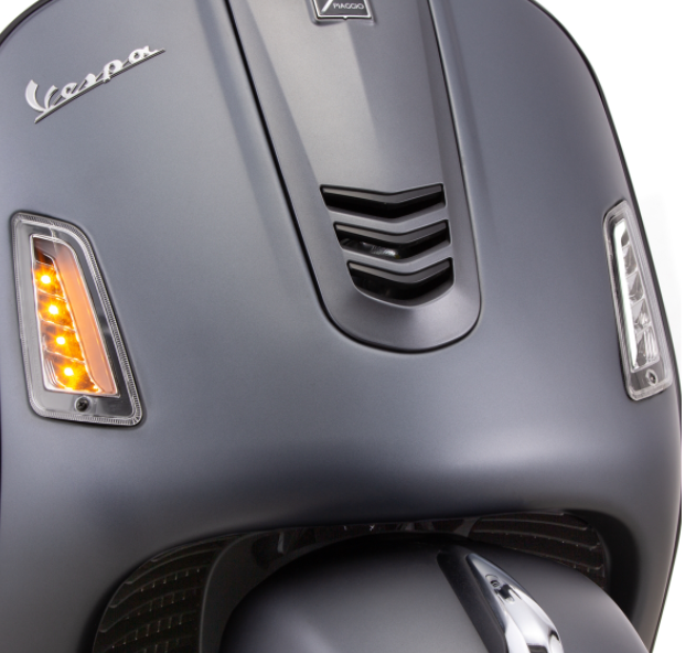 Richtingaanwijzerset voor & achter voor Vespa GTS/GTS Super/GTV/GT 60/GT/GT L ('03-'13), duidelijk
