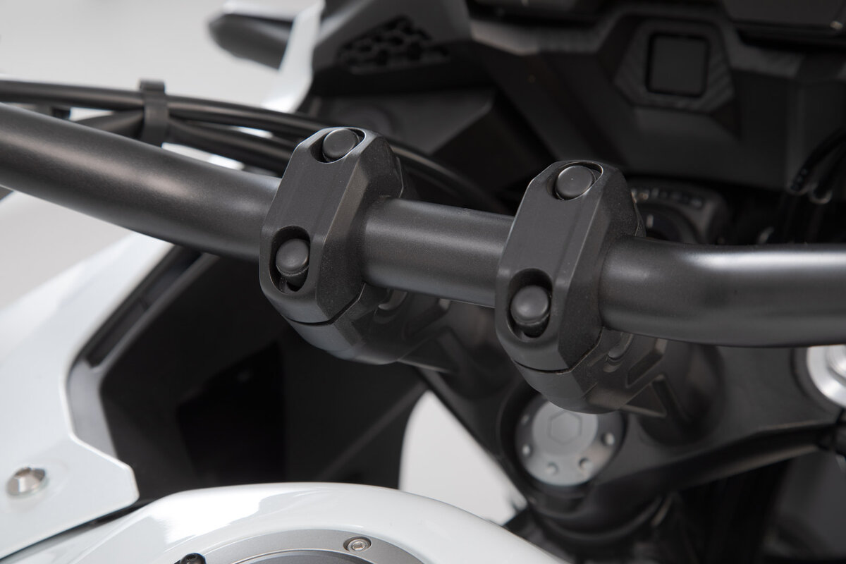 SW-Motech stuurverhoger, zwart voor Ø 28 mm stuur, H=20 mm
