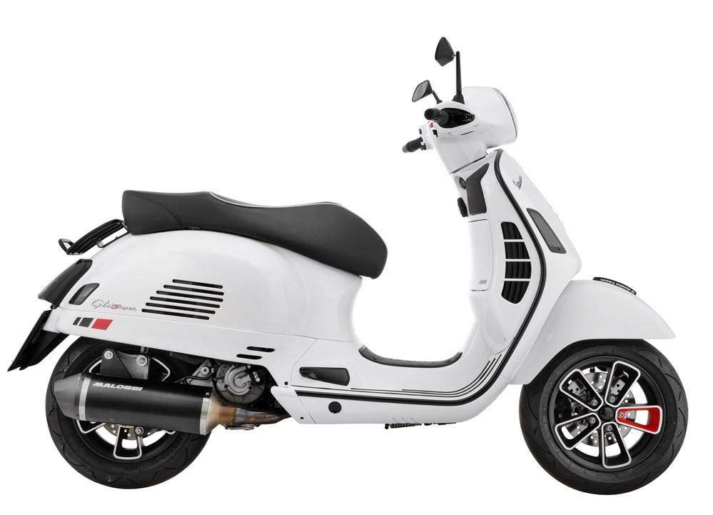 Bagagerek achteraan 70's voor Vespa GTS / GTS Super HPE 125-300 ('19-), zwart glanzend