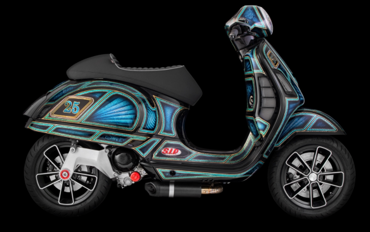 Zwenkarm voor race-uitlaat, achteraan voor Vespa GTS/GTS Super/GTV/GT 60/GT/GT L zonder ABS, zilver