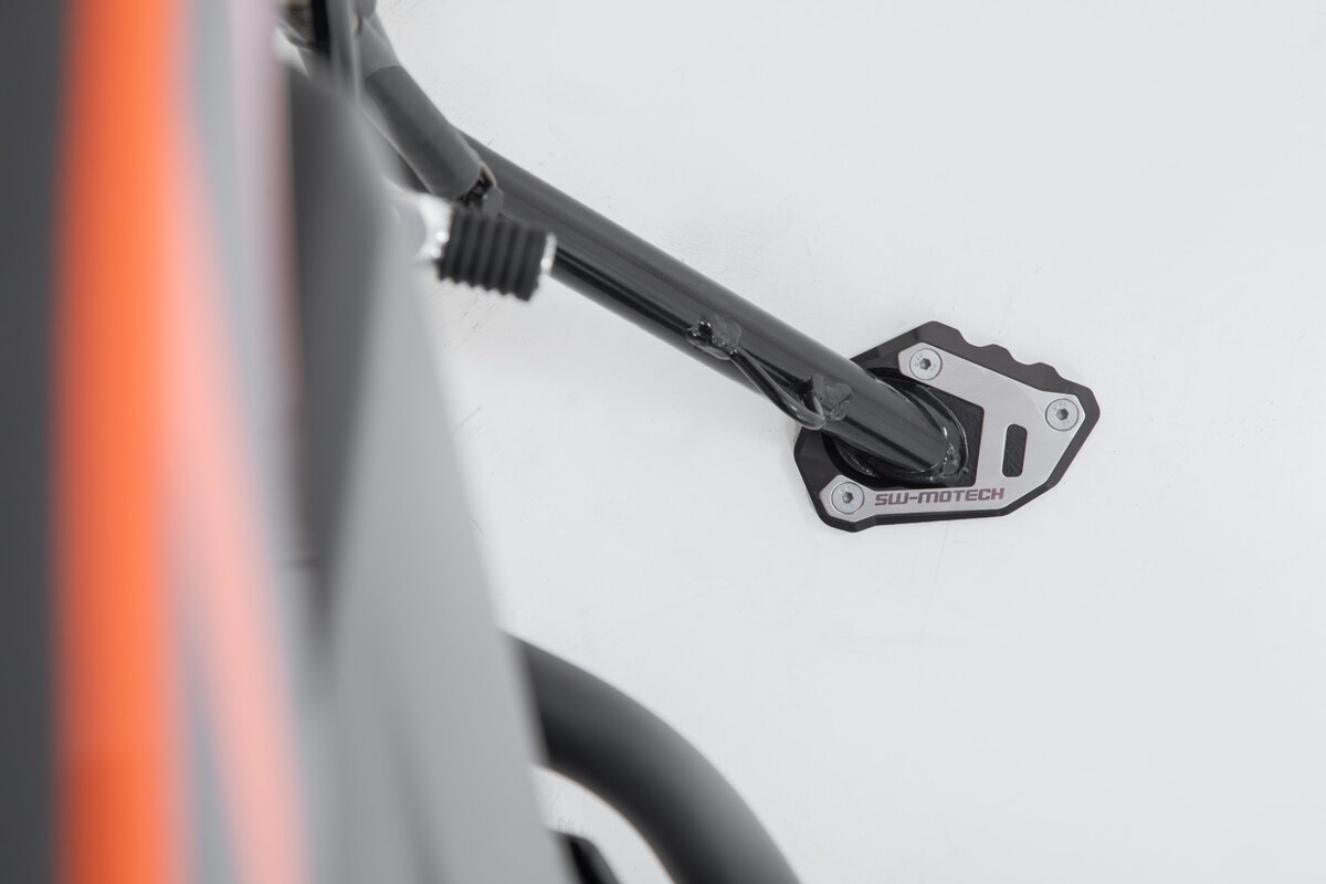 SW-Motech Zijstandaard voet verbreding voor Husqvarna 901 Norden (21-) SW Motech