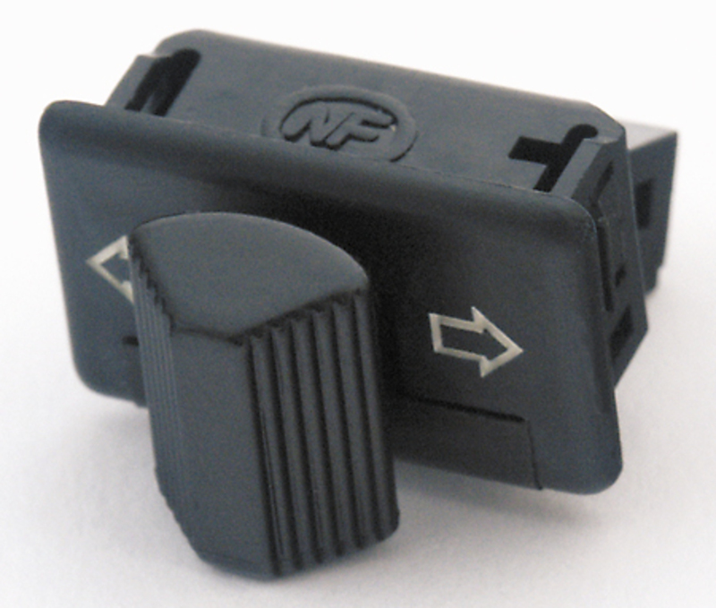 HIGHSIDER Slimme schakelaar voor knipperlichten, universeel, montage in viervoudige fitting (1pc)