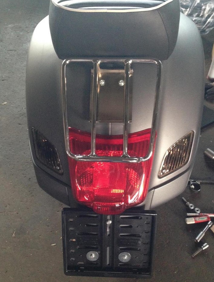 Bagagerek achteraan jaren 70 voor Vespa GTS/GTV/GT 125-300cc 4T LC, chroom