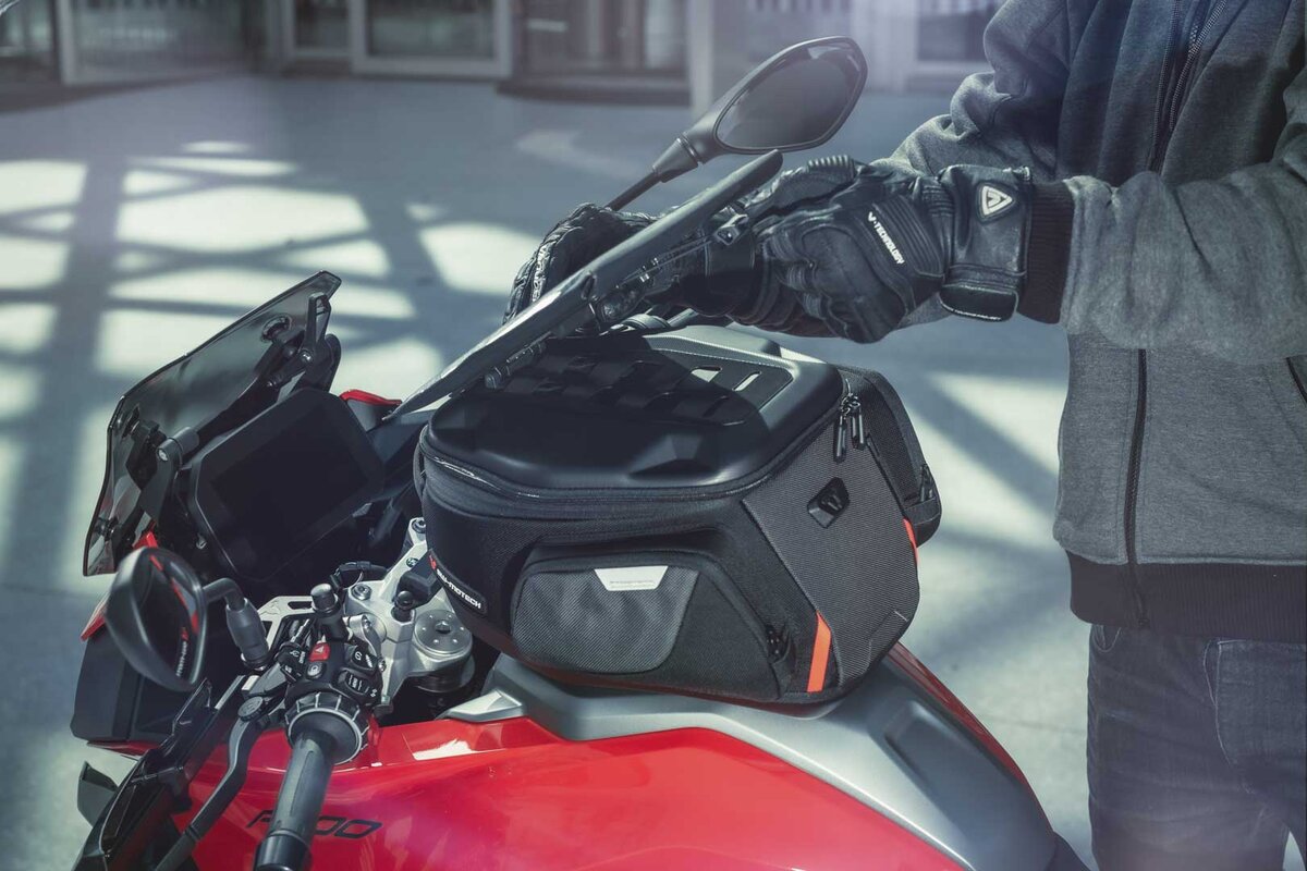 SW-Motech Smartphone Drybag voor MOLLE bevestiging SW Motech