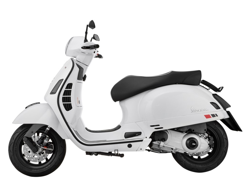 Achterlicht MK II LED voor Vespa GTS/GTS Super/GTV 125-300cc HPE ('18-), duidelijk