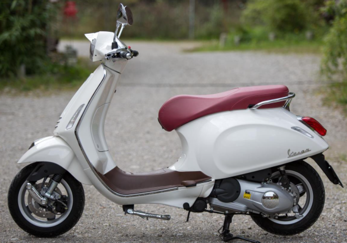 Lamp ring voor Vespa Primavera 50-125ccm 2T/4T, chroom