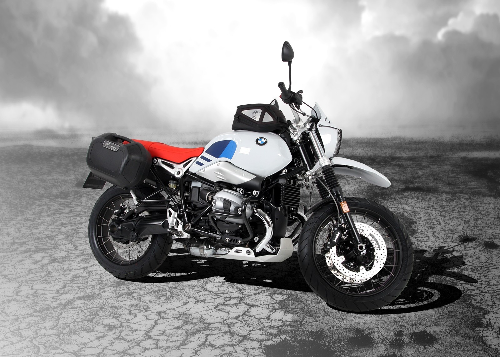 C-Bow zijdrager zwart voor BMW R nineT Urban G/S (17-23) Hepco & Becker