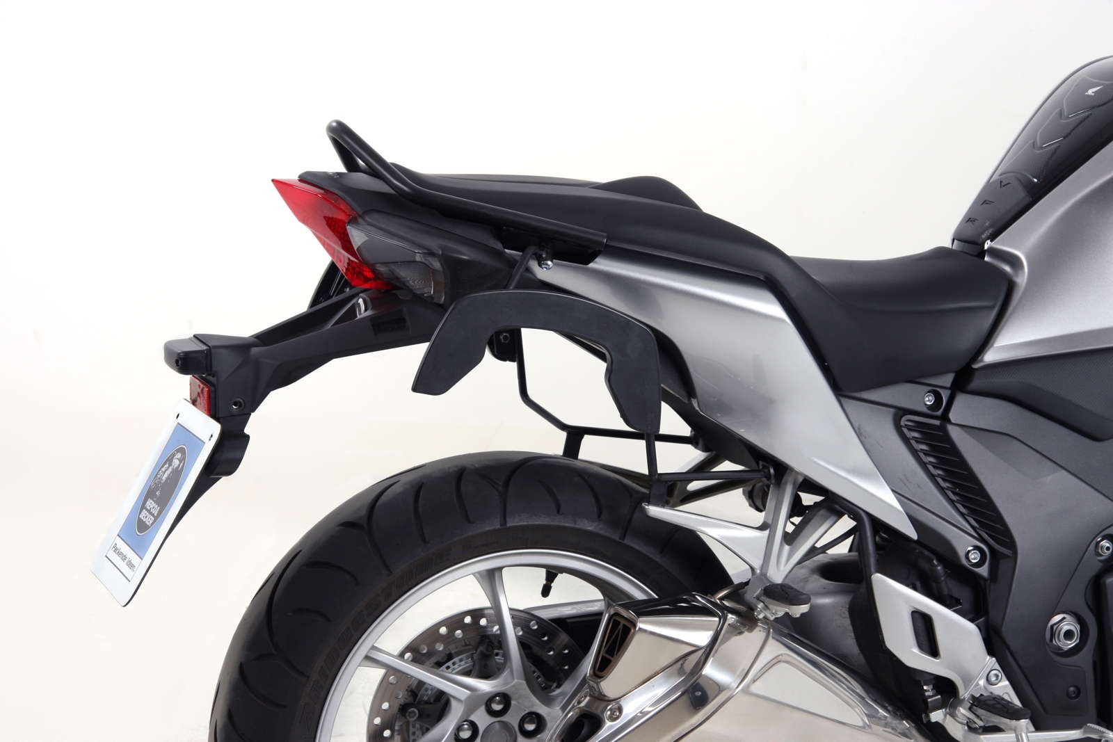 C-Bow zijdrager zwart voor Honda VFR 1200 F (10-16) Hepco & Becker