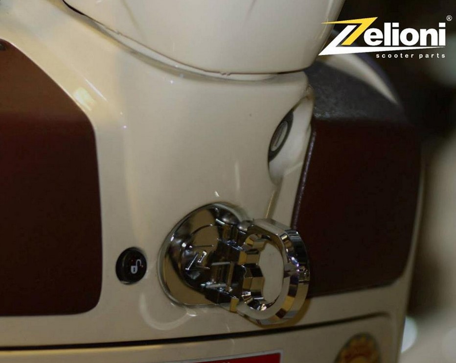 Bagagehaak voor Vespa GTS/GTS Super/GTV/GT 60/GT/GT L/S 50-300cc, chroom