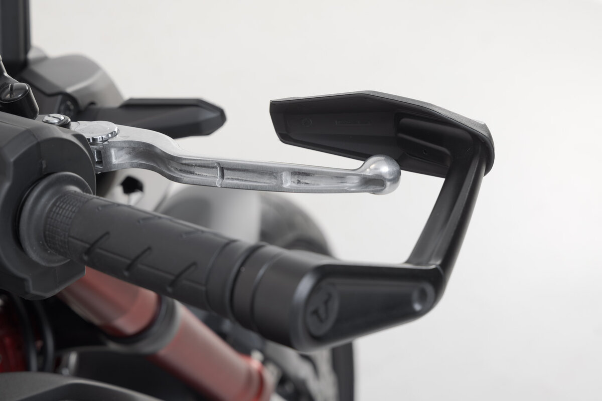 SW-Motech Hendelbeschermers met winddeflector voor Honda CB 750 Hornet (23-) - SW Motech