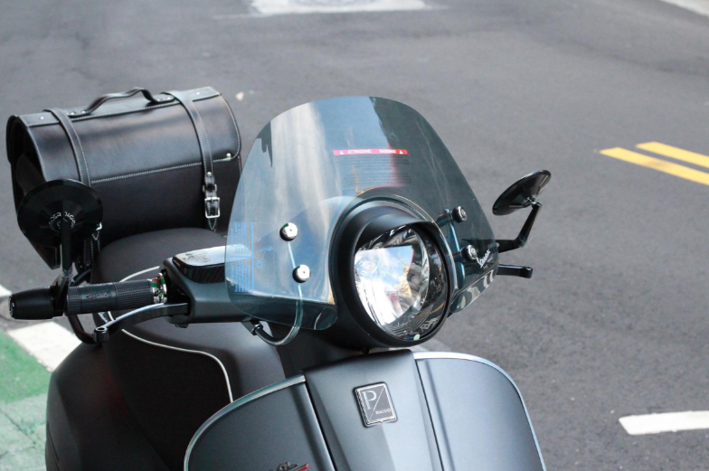 Lampring met lampenkap voor Vespa LX 50-150ccm, mat zwart