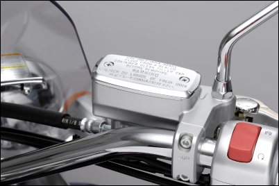 Remcilinderdeksel voor Suzuki C1800R BJ. 2008-2012/ C1500T BJ. 2013-2016/ M1500 BJ. 2009-2010/