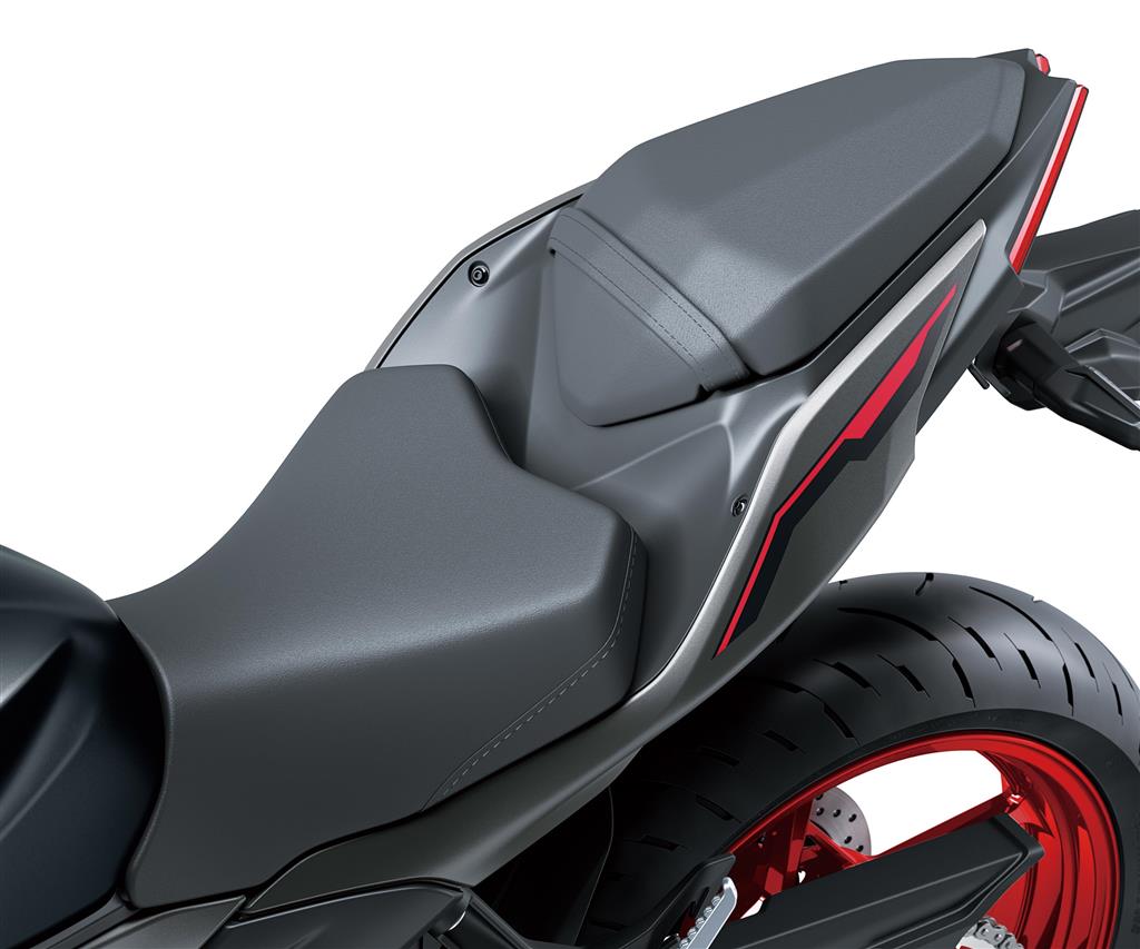 Hoge zitbank voor Kawasaki Z 500 / Ninja 500 (24-) Origineel