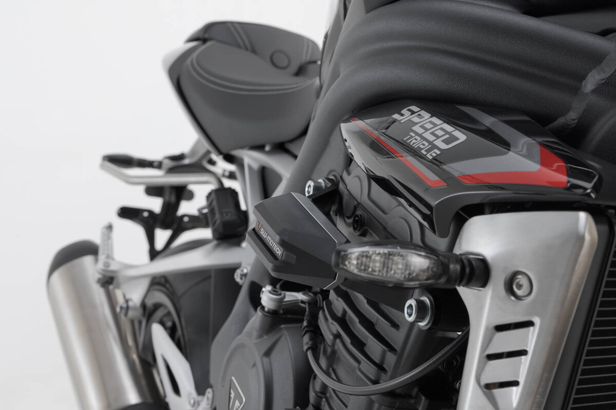 SW-Motech crashpad kit zwart voor Triumph Speed Triple 1200 RR /RS
