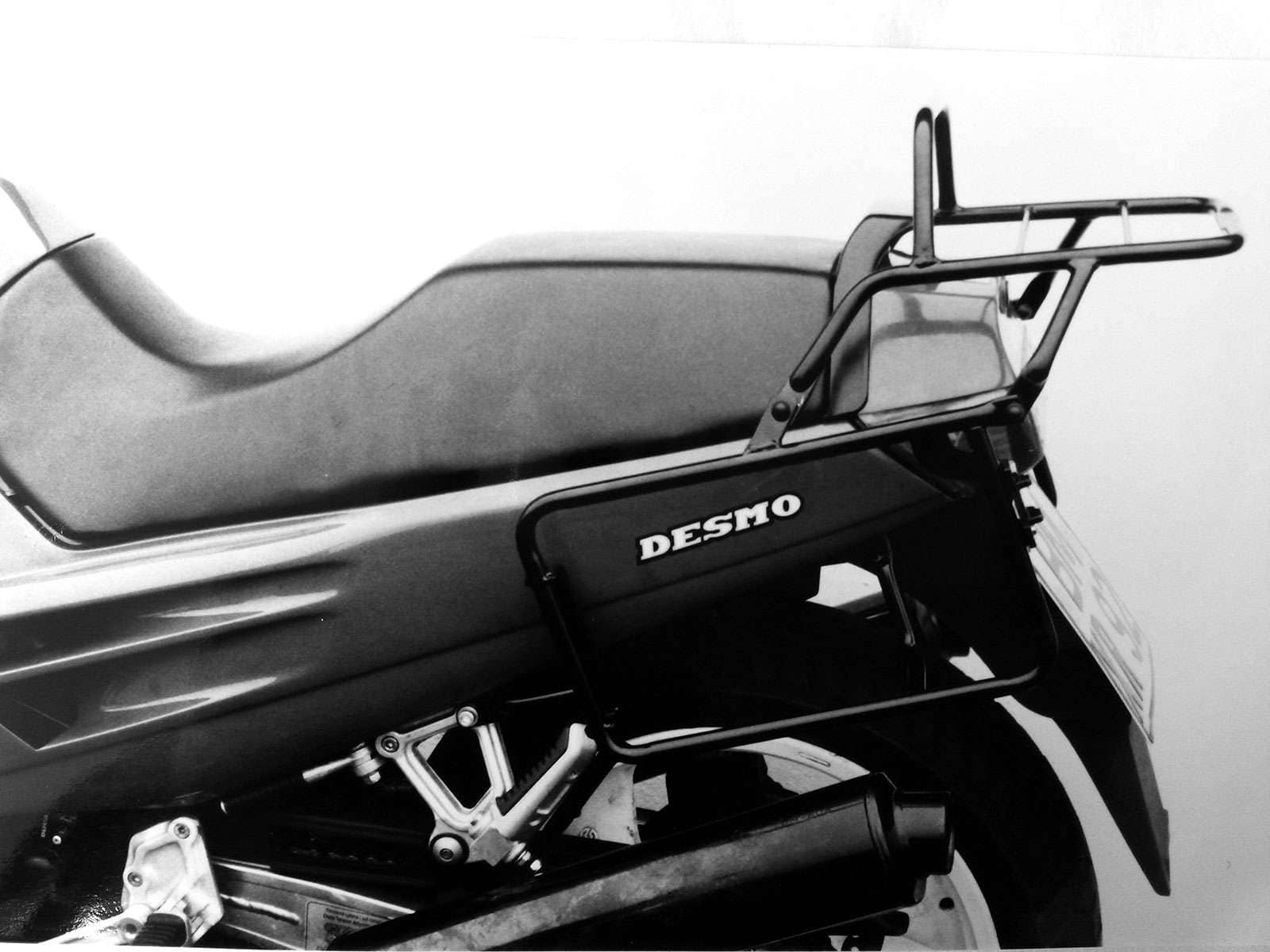 Buisvormige bagagedrager topkoffer en zijkoffer zwart voor Ducati 907 i.e. (91-94)