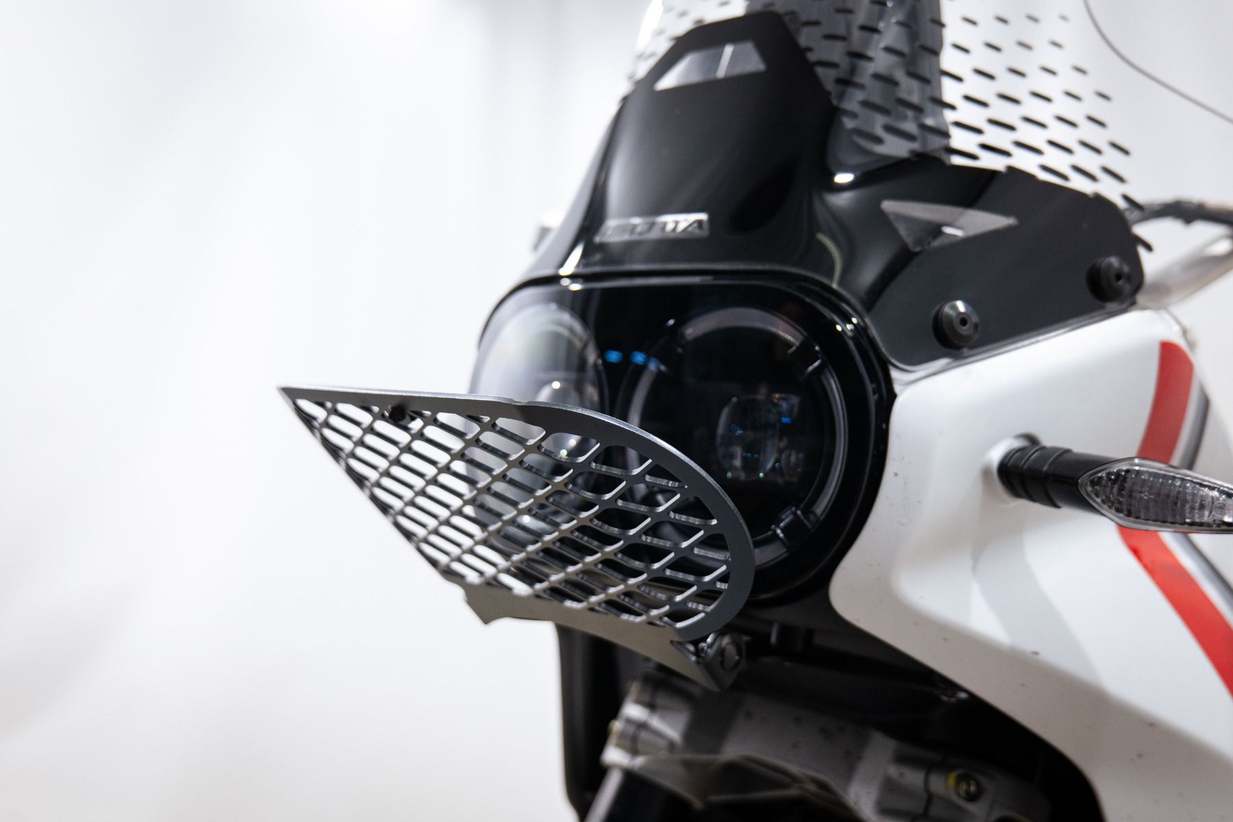 Koplampbeschermrooster voor Ducati DesertX, zwart